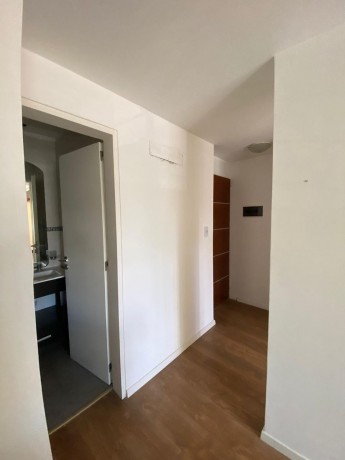 departamento-de-2-ambientes-a-separar-primer-piso-central-y-tranquilo-big-3