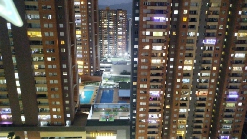 hermoso-apartamento-en-medellin-big-0