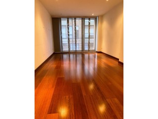 Apartamento en arriendo  Santa Bárbara Occidental, Bogotá 90 m²  Piso 4  Acabados de lujo  Ubicación estratégica