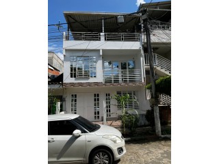 CASA DE 3 PISOS EN VENTA  EXCELENTE UBICACIÓN EN SANTANDER DE QUILICHAO