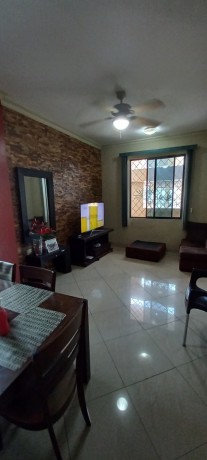 venta-de-casa-de-5-dormitorios-en-vergeles-cerca-de-la-autopista-narcisa-de-jesus-big-0