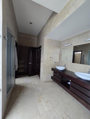 exclusivo-penthouse-en-venta-en-edificio-santa-sofia-zona-10-big-4