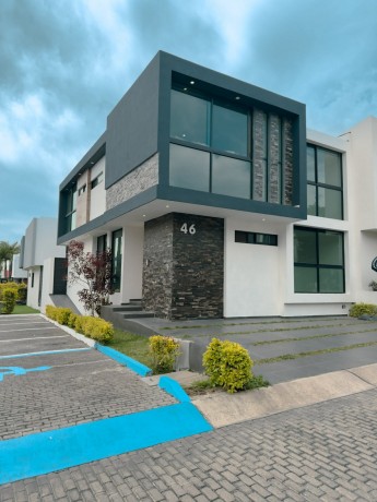 casa-en-venta-en-casa-fuerte-la-ciudadela-big-0