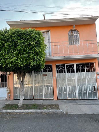 linda-y-espaciosa-casa-en-una-de-las-mejores-zonas-de-queretaro-big-0