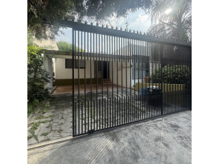 Casa en venta en Cumbres 1er Sector, 494 m²