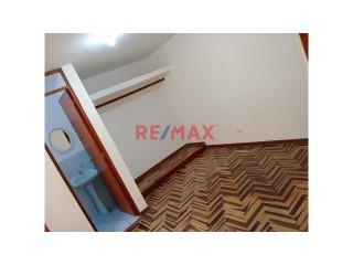 Alquiler En San Juan De Miraflores, 2Do. Piso De Una Casa