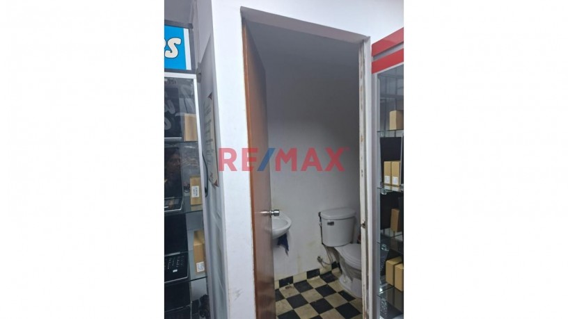 venta-de-oficina-en-el-cercado-de-lima-big-1