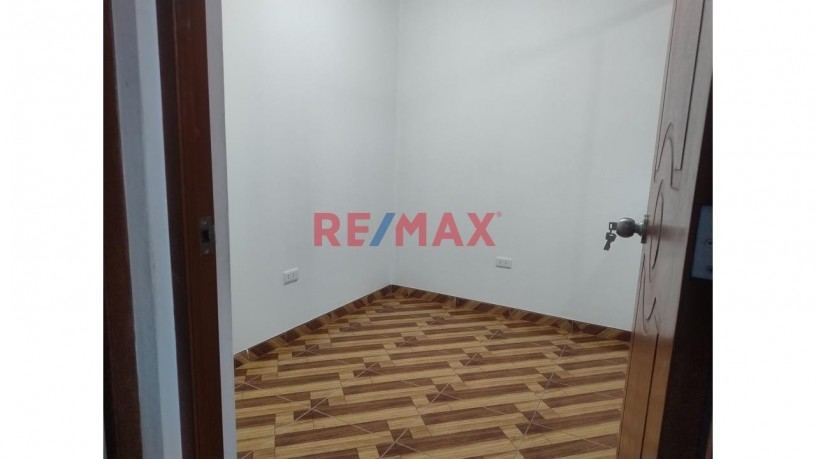 venta-de-departamento-en-primer-piso-en-san-martin-de-porres-limite-con-los-olivos-big-3