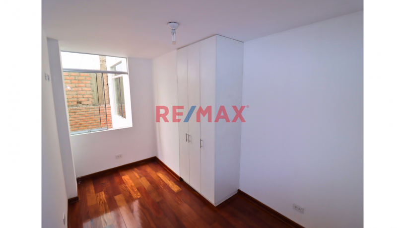 venta-de-departamento-en-ate-urbanizacion-alpamayo-segundo-piso-big-3