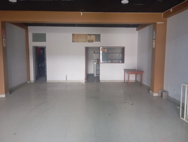 alquilo-local-comercial-140mts2-ves-big-2