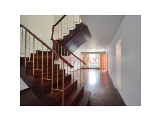 Alquiler Amplia Casa En Lince