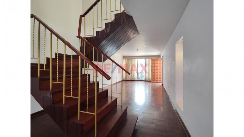 alquiler-amplia-casa-en-lince-big-0