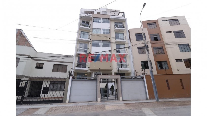 venta-de-departamento-duplex-cochera-en-lima-cerca-a-la-pucp-y-san-marcos-big-0