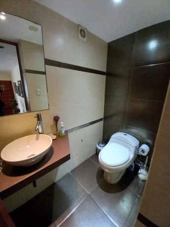 vendo-casa-2-pisos-140m2-terraza-y-jardin-big-3