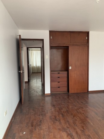 departamento-super-amplio-en-segundo-piso-big-3