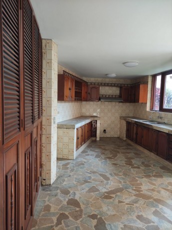 venta-de-casa-frente-a-parque-big-3